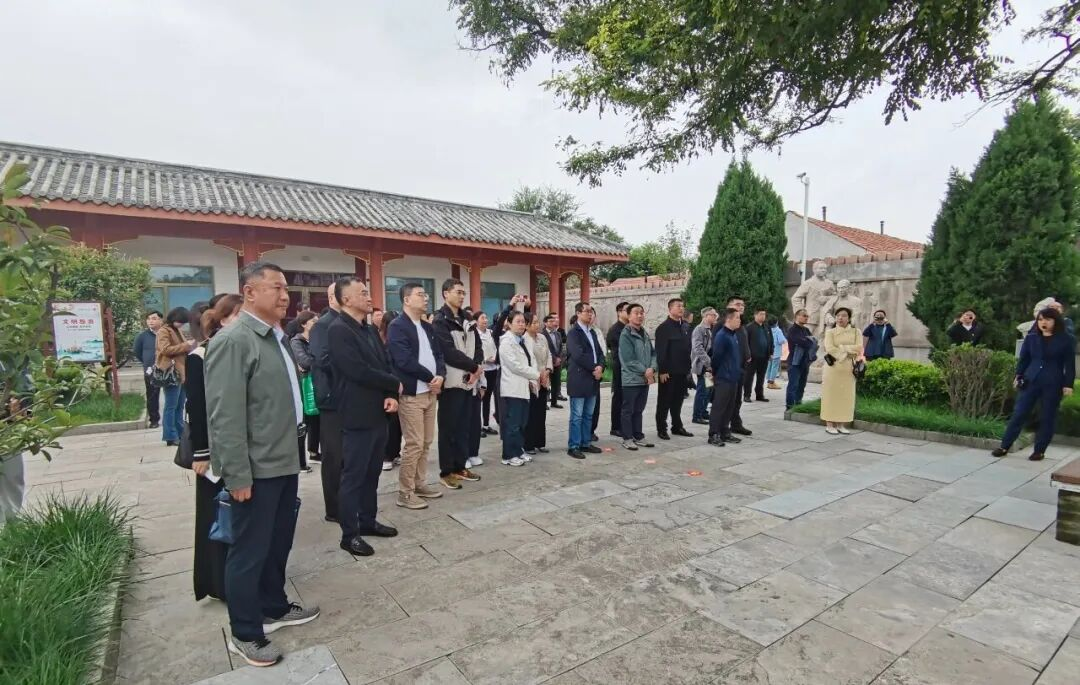 1761027935684376.png 图片2.png